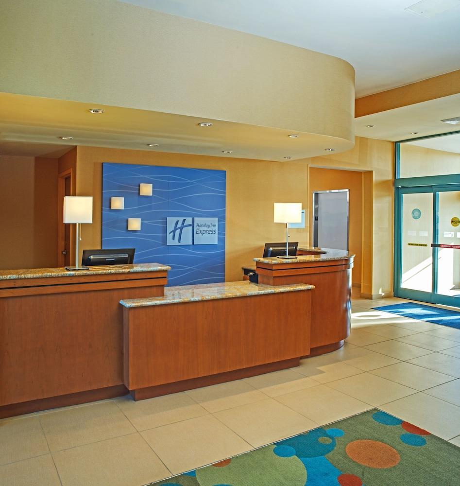 Resort Express & Va Oceanfront By Ihg 3*