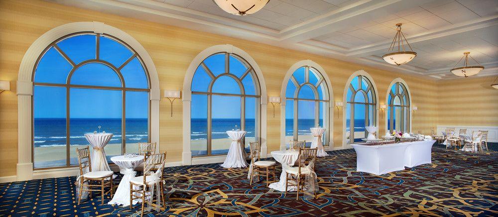 Sheraton Oceanfront 3*