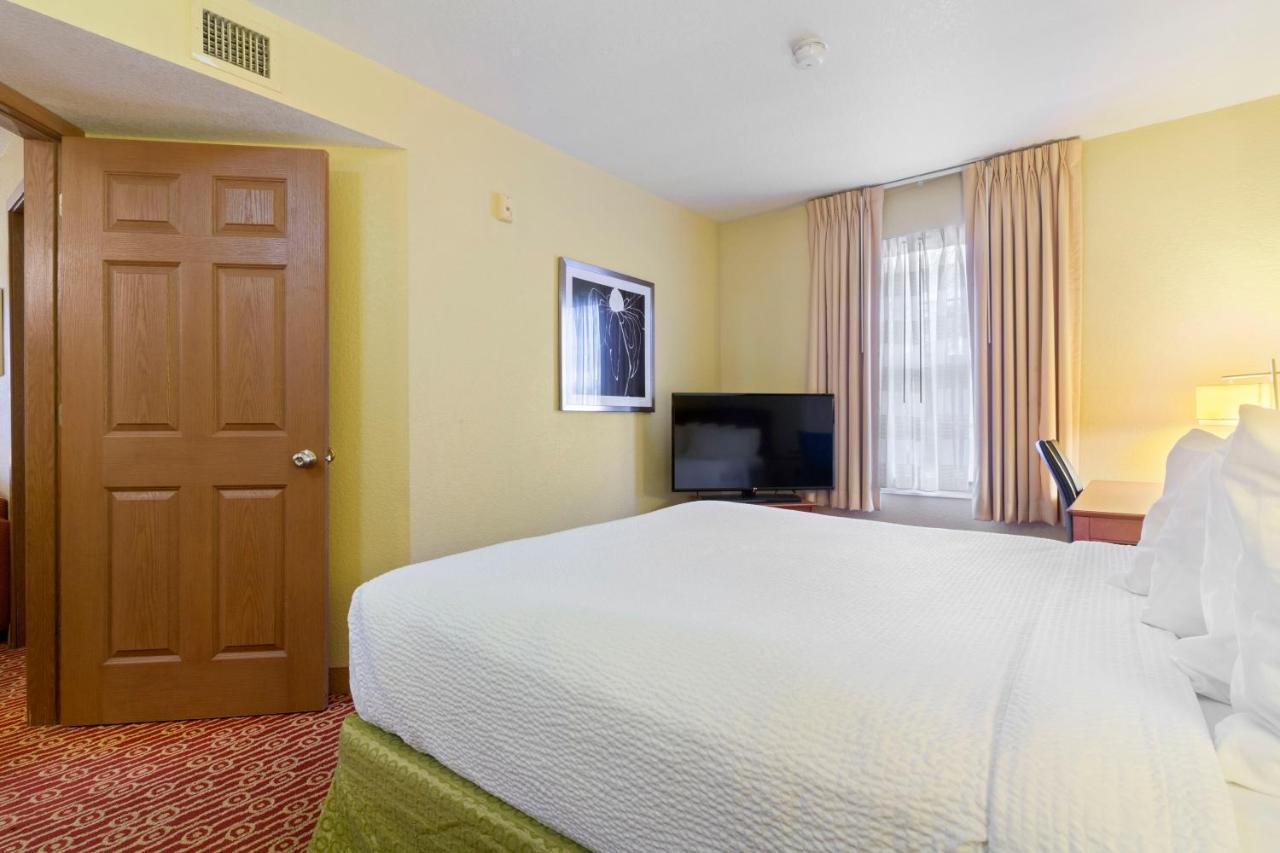Extended America - Norfolk - Virginia 2*