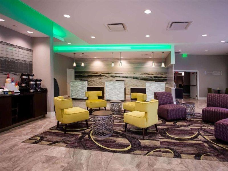 La Quinta By Wyndham Virginia Hotel Virginia Beach
