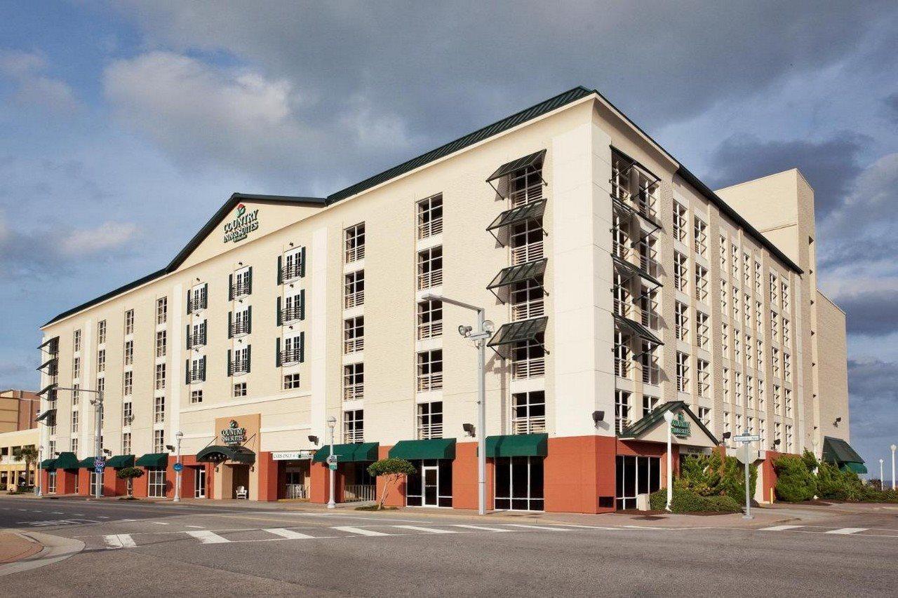 Hotel Country & By Radisson, Virginia Oceanfront , Va 3*