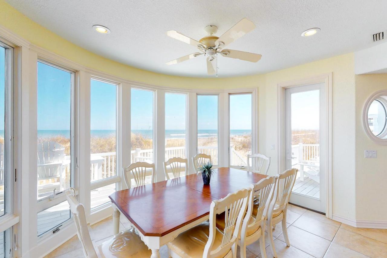 Villamare * Virginia Beach
