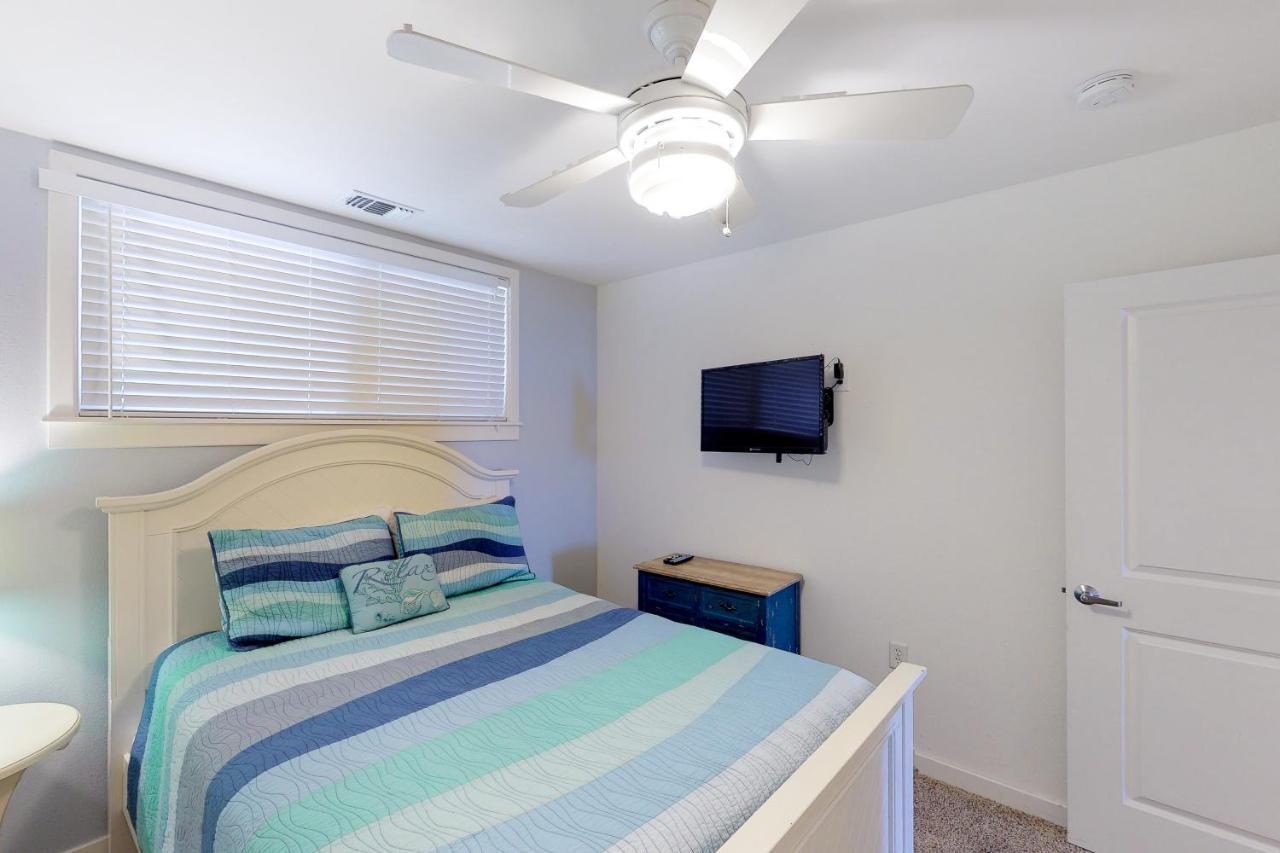 The Sanctuary - Rock Lobster Penthouse B407 * Virginia Beach