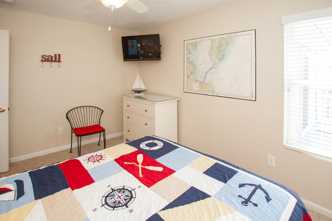 Hang Holiday home Virginia Beach