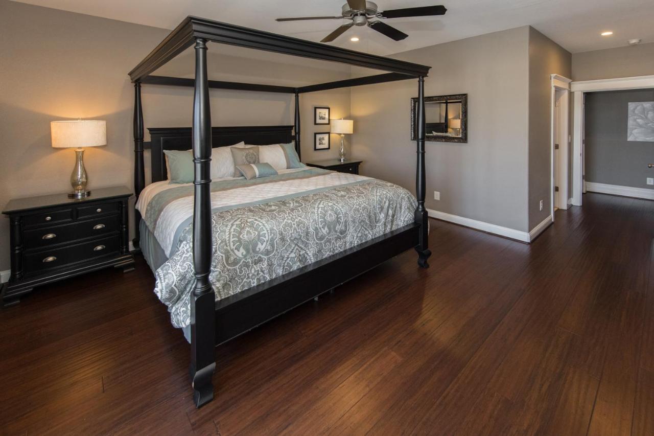 The Regency * Virginia Beach