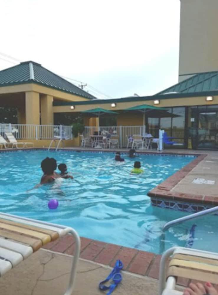 La Quinta By Wyndham Virginia 3*
