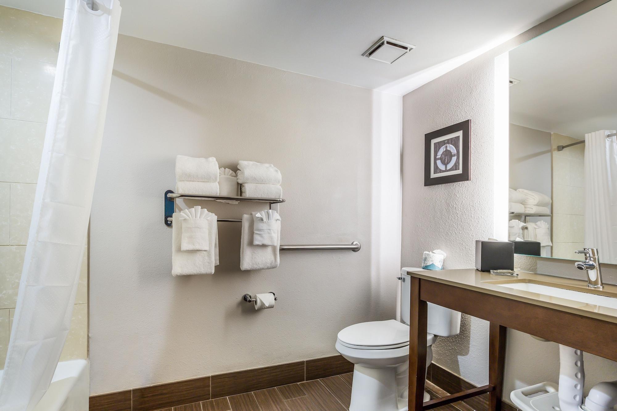 Country & By Radisson, Virginia Oceanfront , Va Hotel 3*
