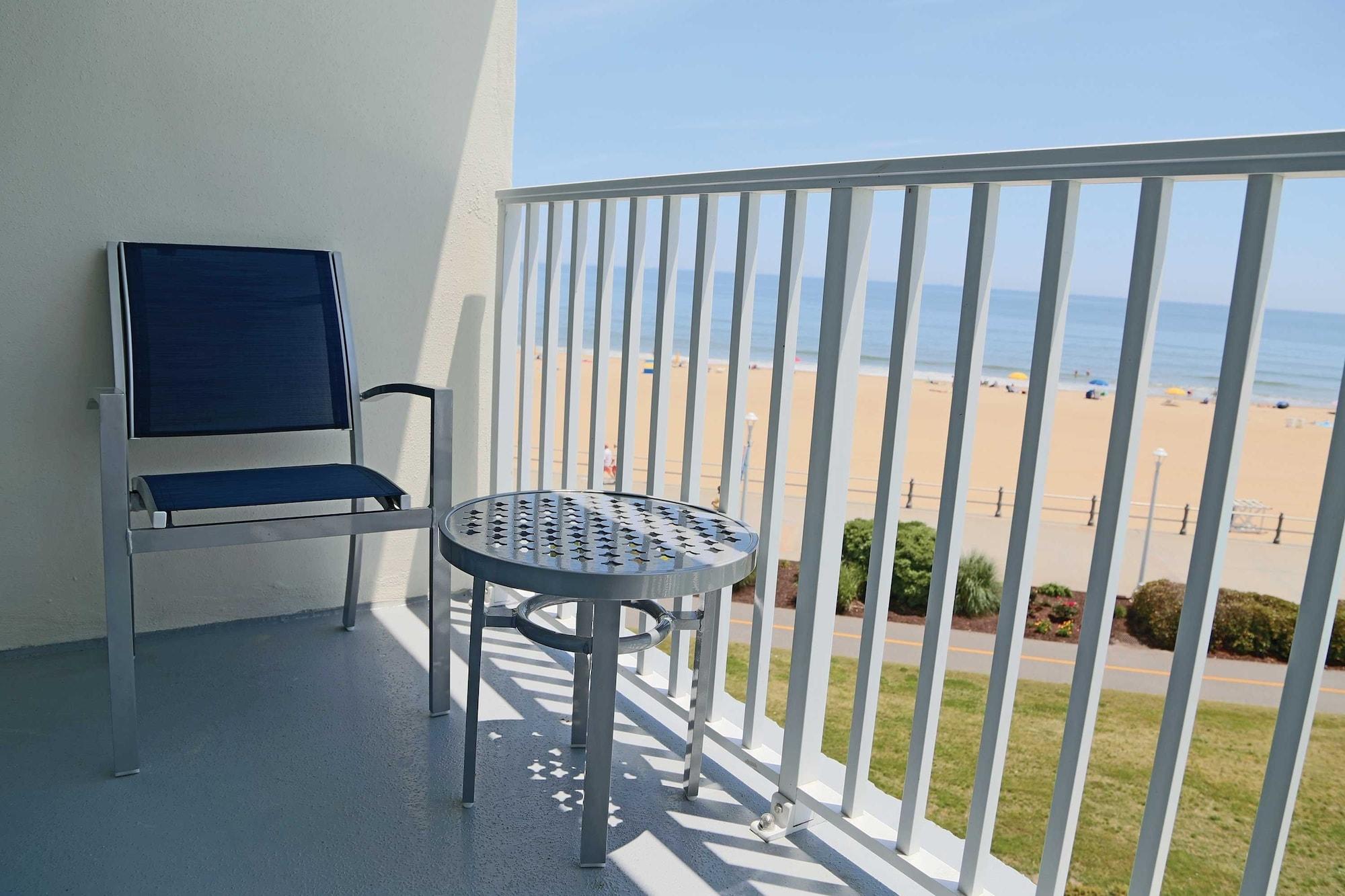Surfbreak Virginia Oceanfront, Ascend Collection Hotel 3*