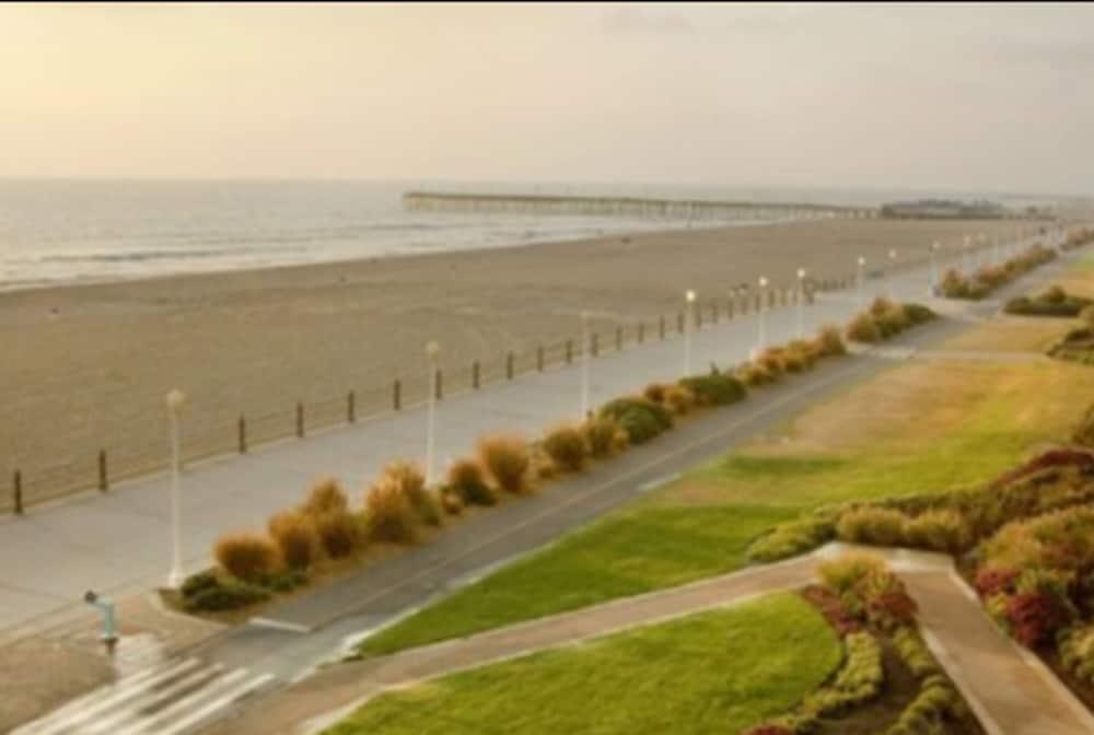 Country & By Radisson, Virginia Oceanfront , Va 3* Virginia Beach