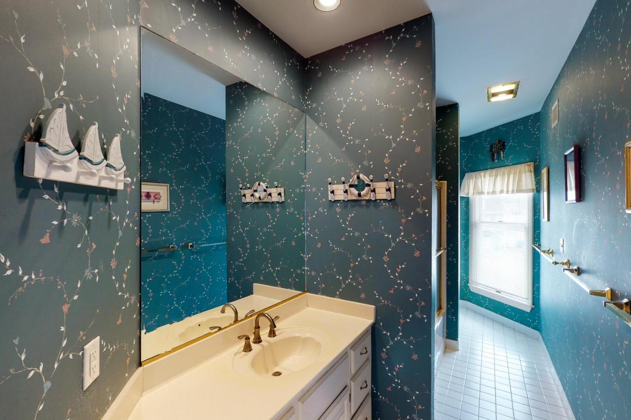 Victorian Sea-cret Holiday home Virginia Beach