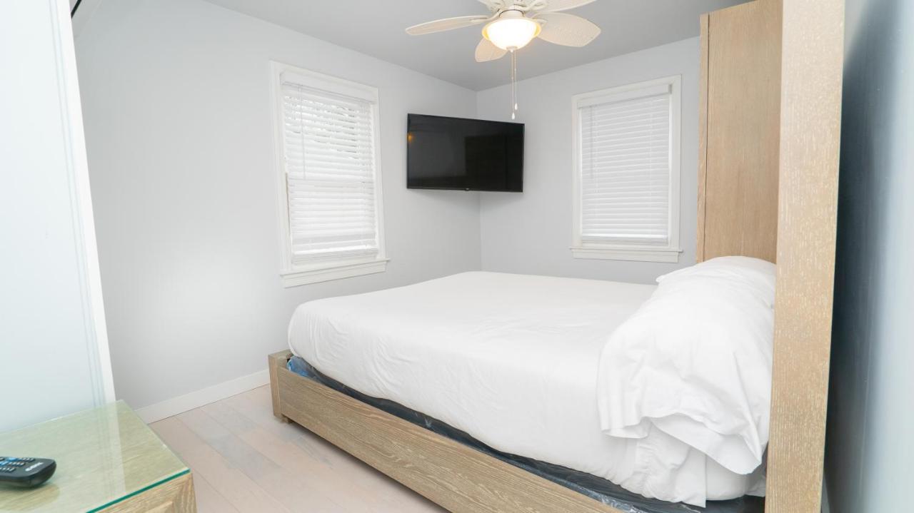 Hemingsway's Village Luxury Beach Hotel
