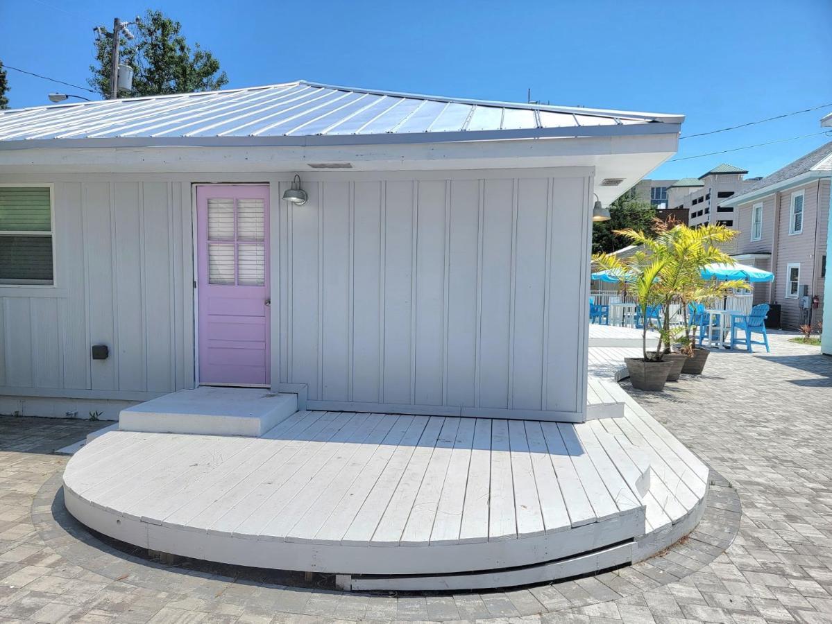 Hemingsway's Village Luxury Beach
