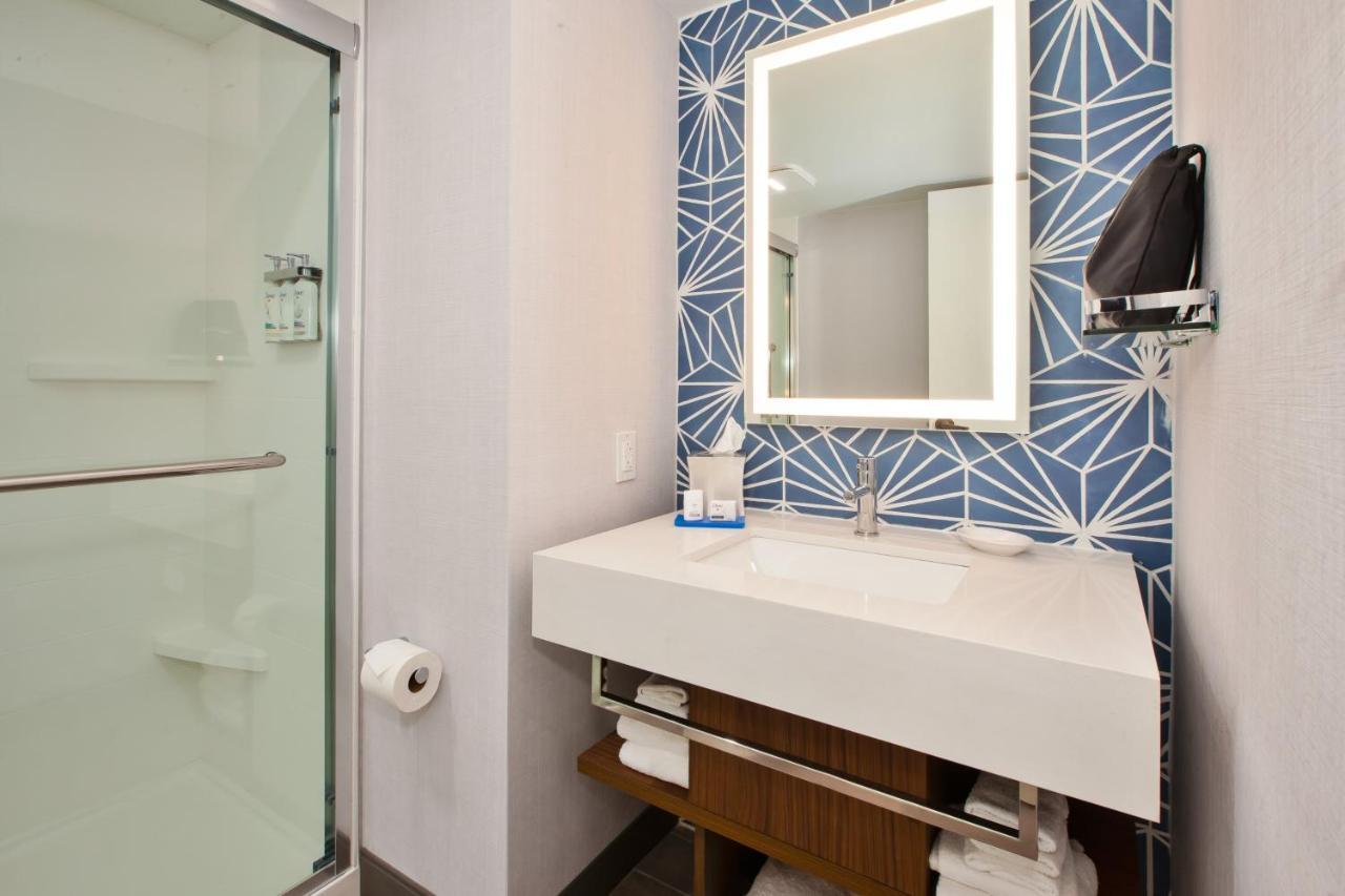 Express & Va Oceanfront By Ihg Resort 3*