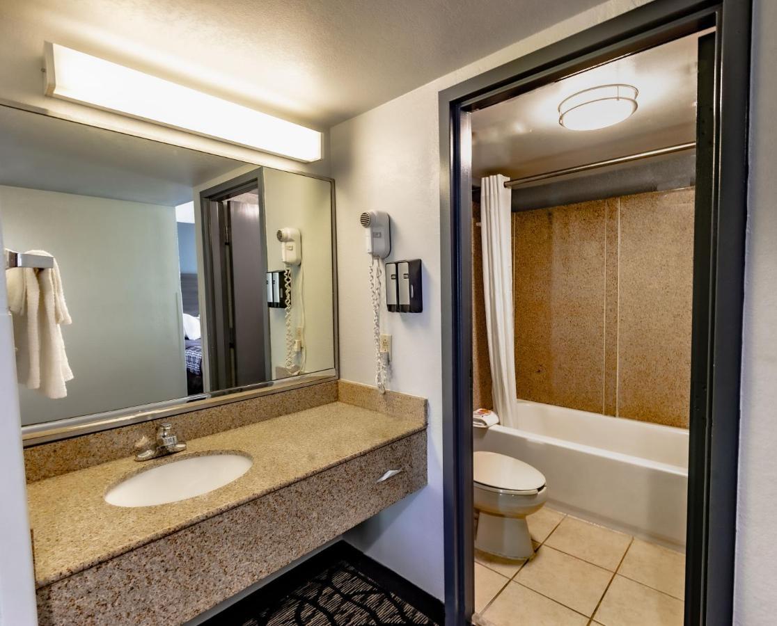 Hotel Seaview Virginia Beach