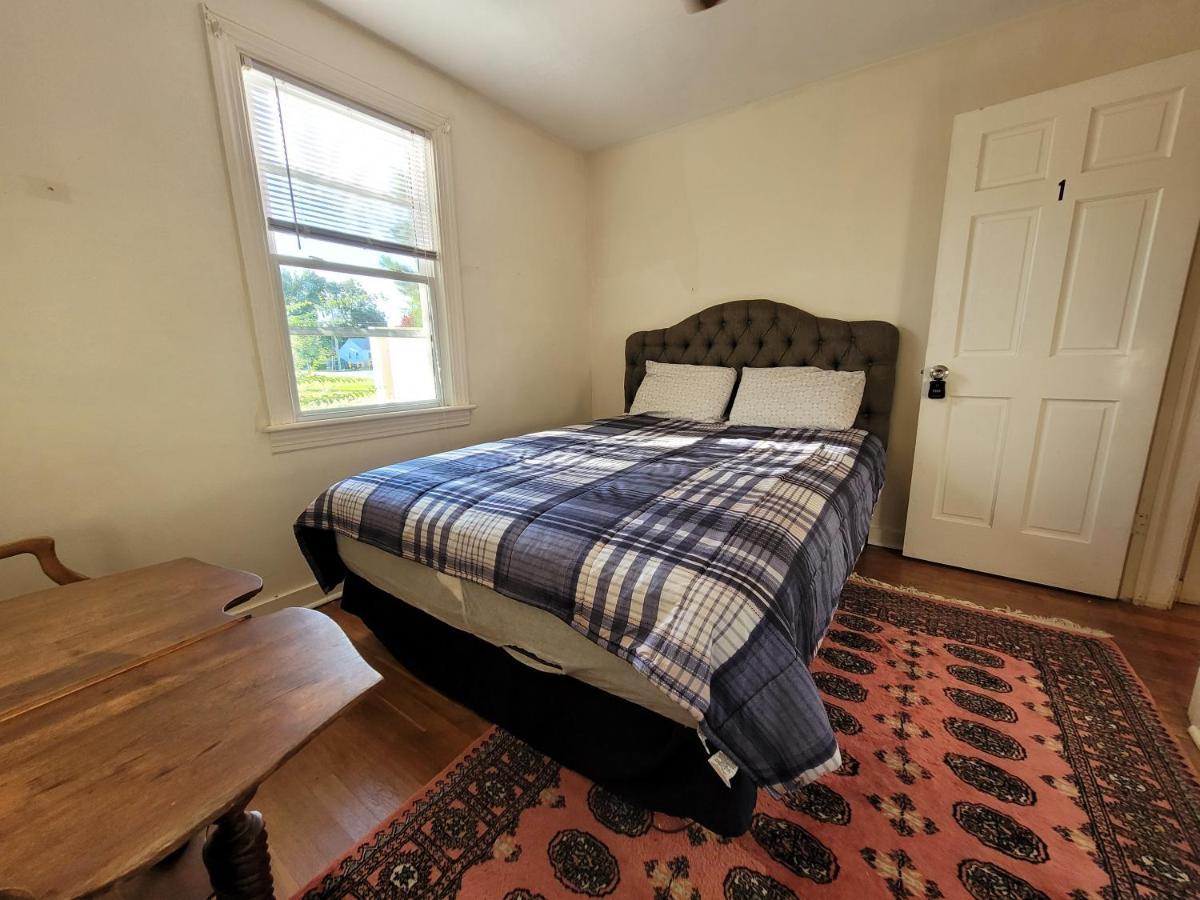 Virginia Vacation Duplex House 1