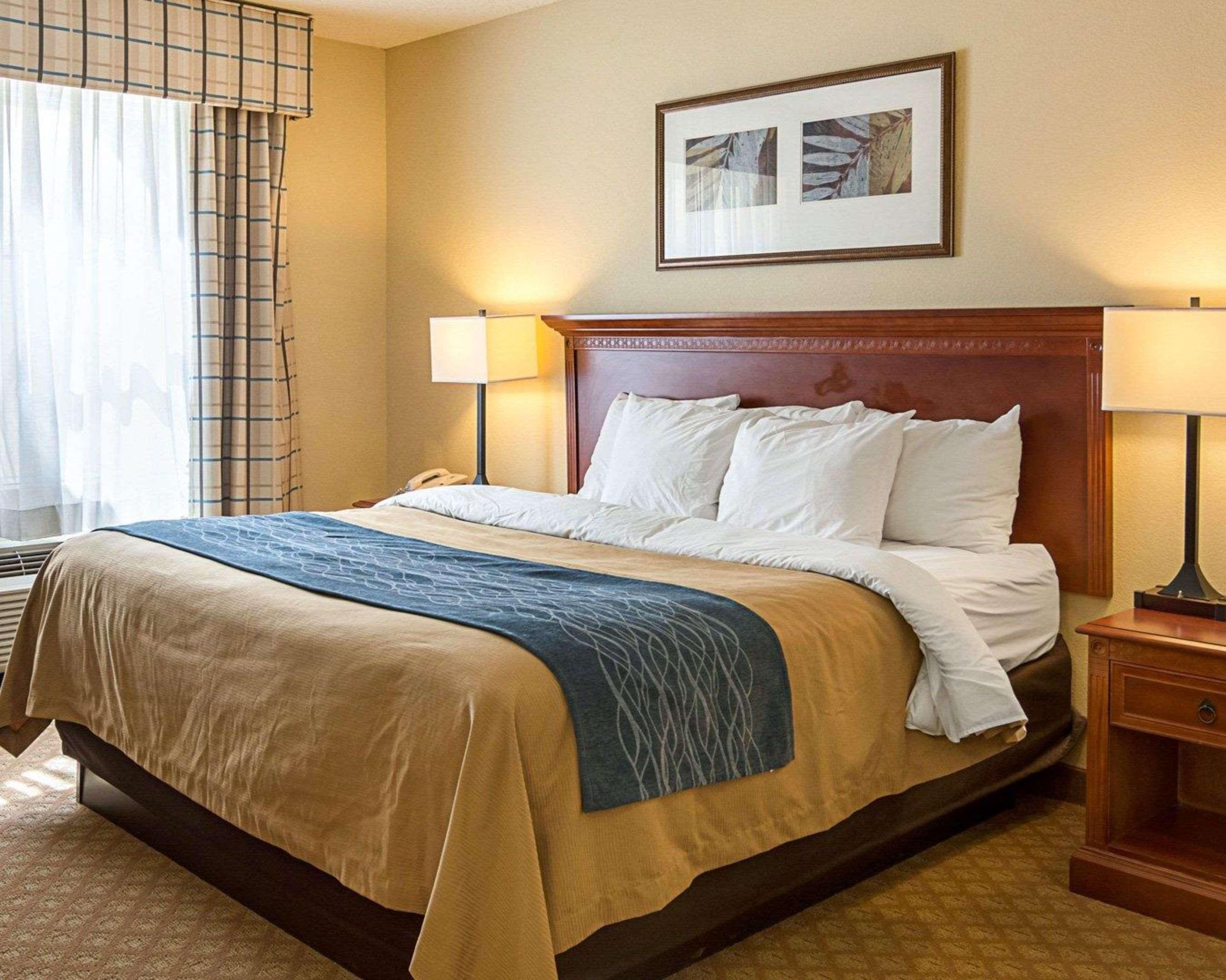 Comfort & Virginia - Norfolk Airport