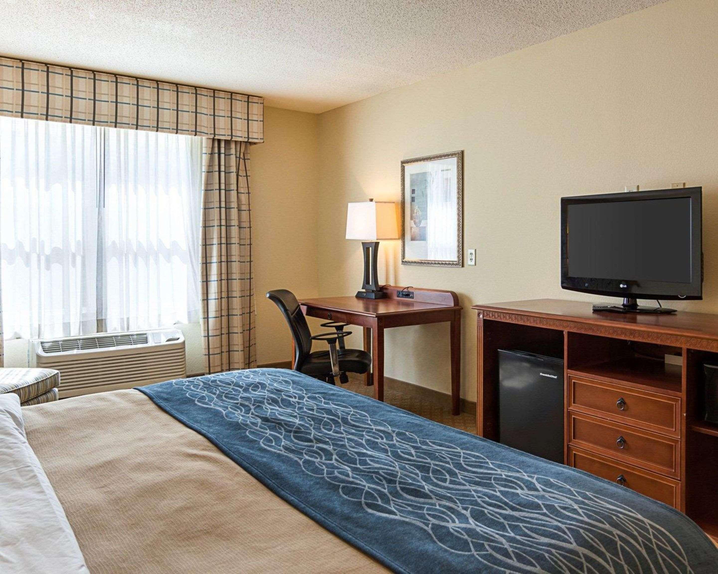 Hotel Comfort & Virginia - Norfolk Airport 3*