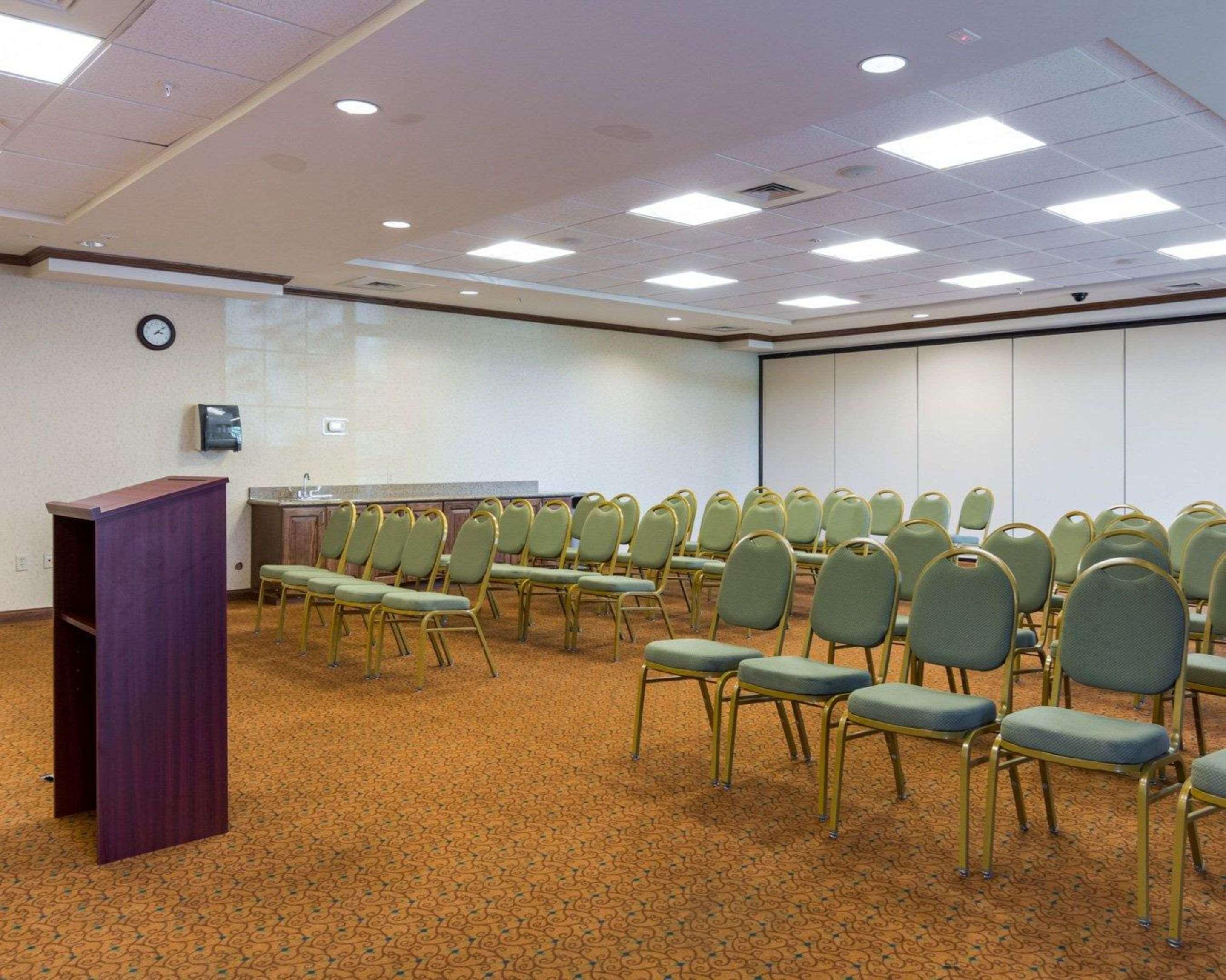 Comfort & Virginia - Norfolk Airport Hotel 3*