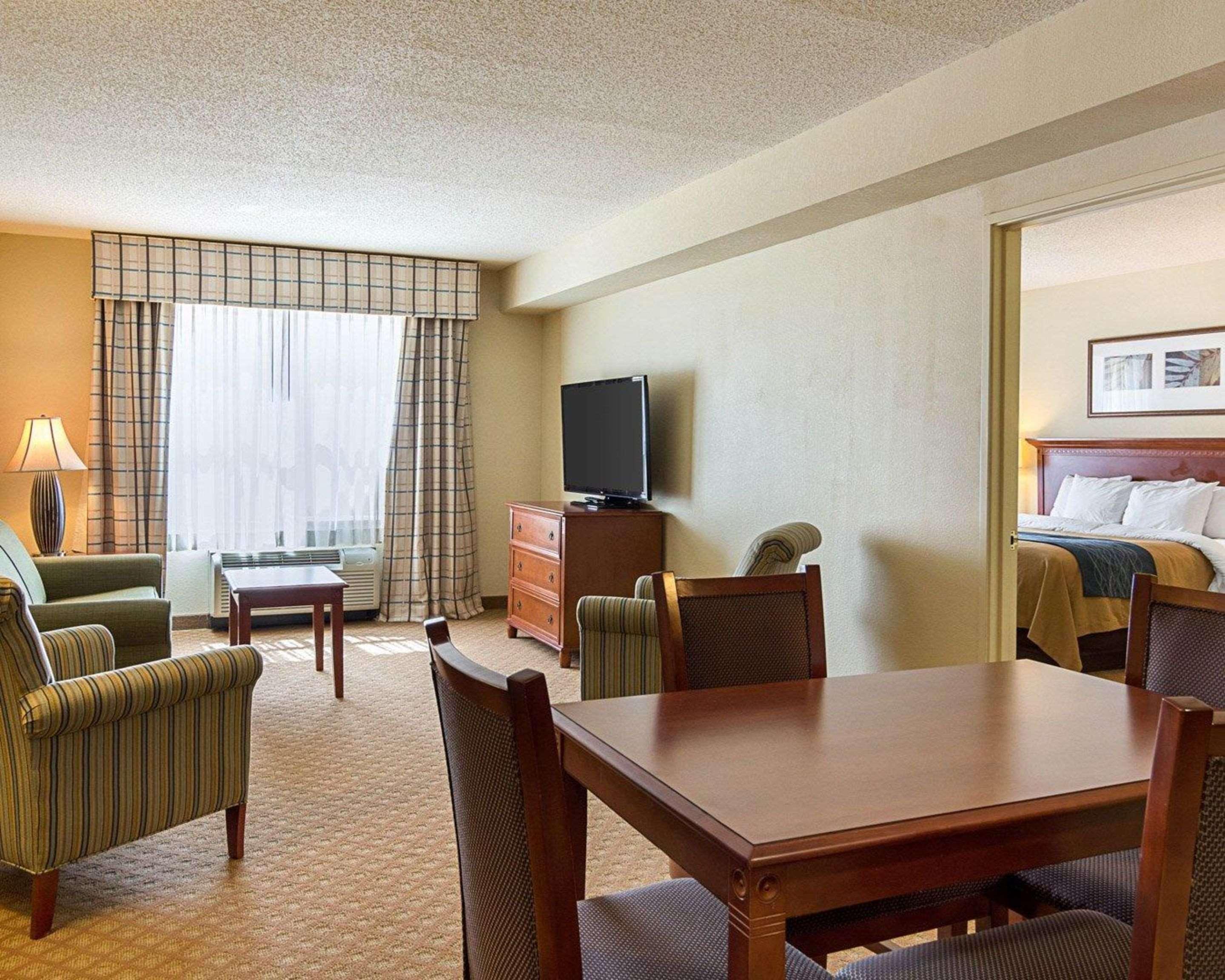 Hotel Comfort & Virginia - Norfolk Airport