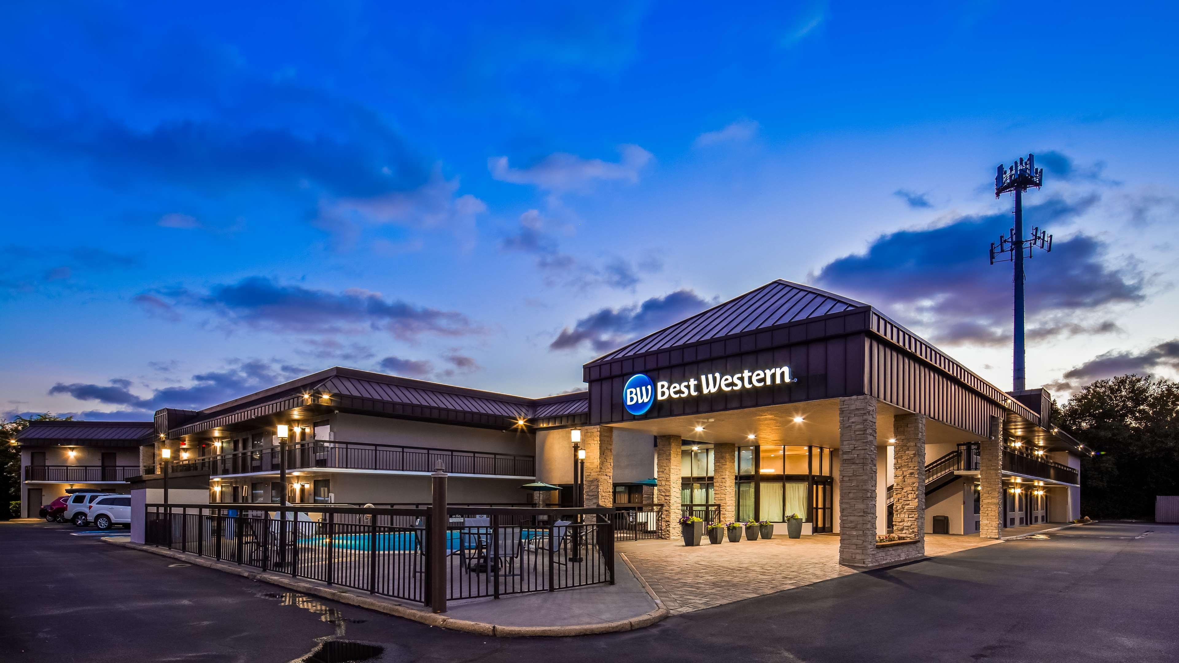 Best Western Center Hotel 3*