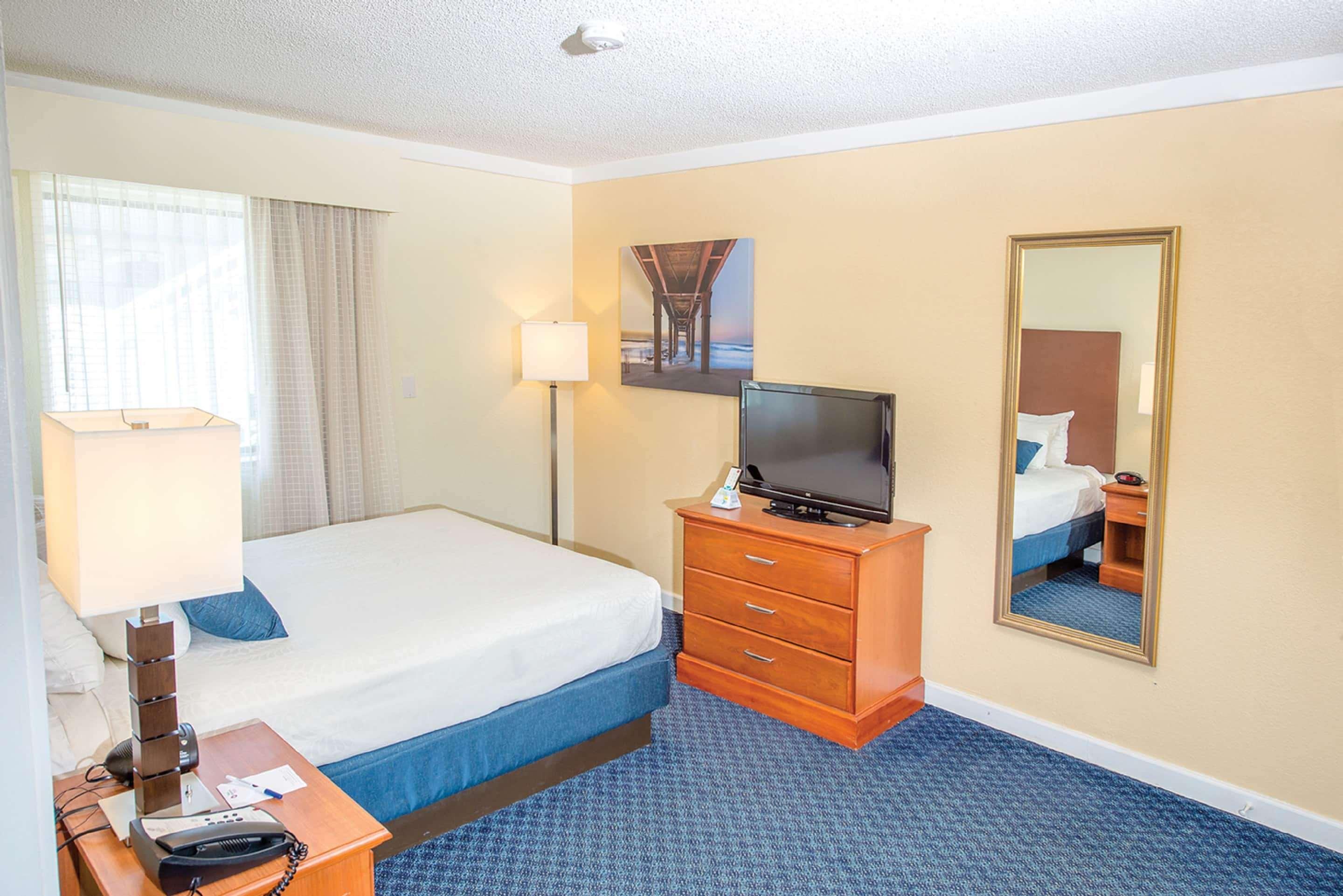 Ramada By Wyndham Virginia