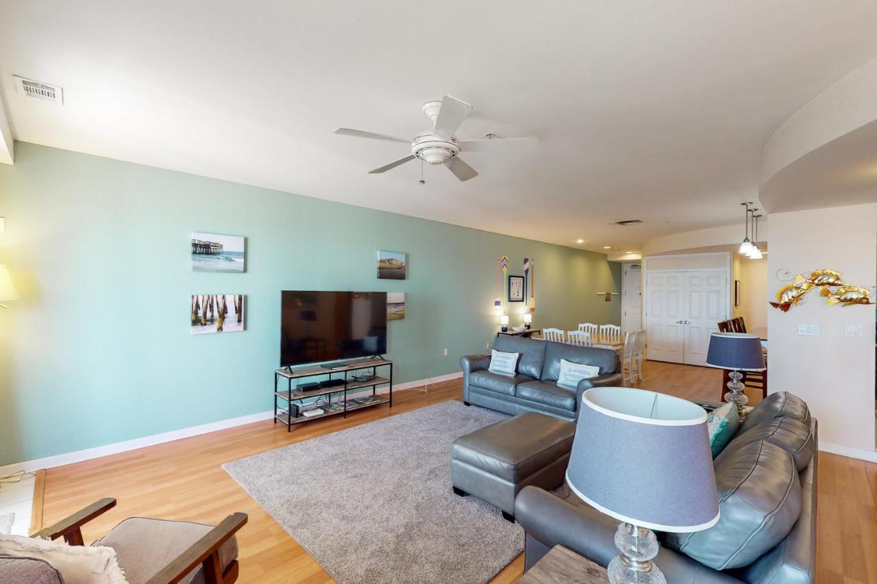 The Sanctuary - Beachside A106 Virginia Beach