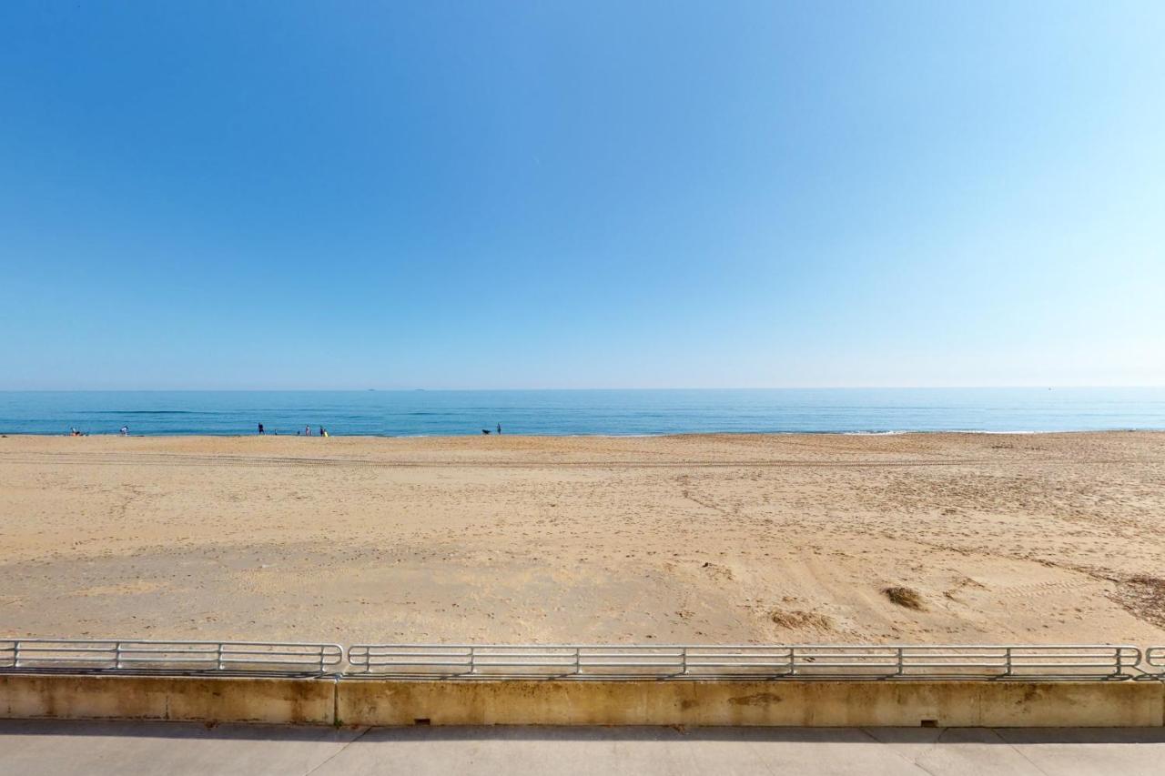 The Sanctuary - Beachside A106 Virginia Beach