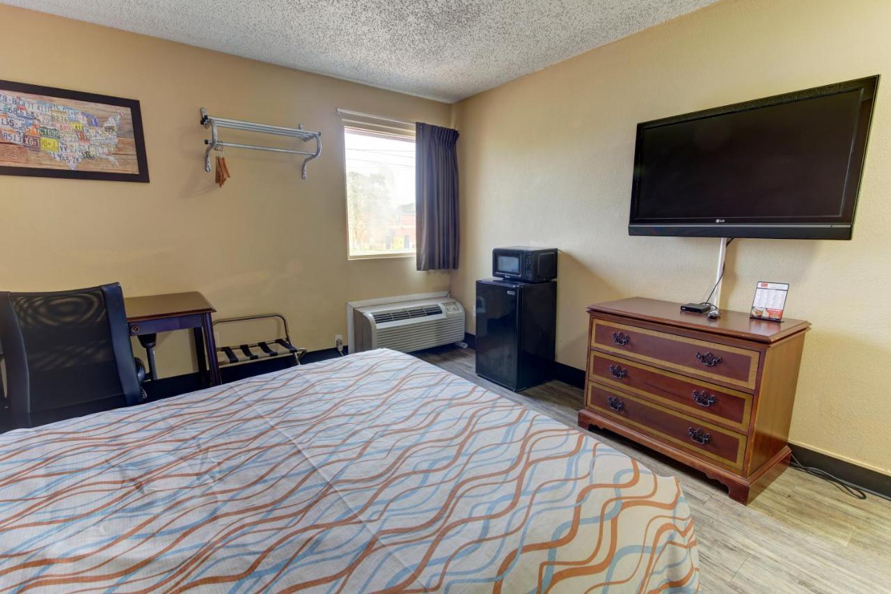 Lodge Econo Town Center Virginia Beach