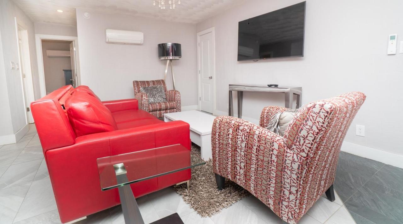 Plaza 2700 Luxury Beach Suites * Virginia Beach