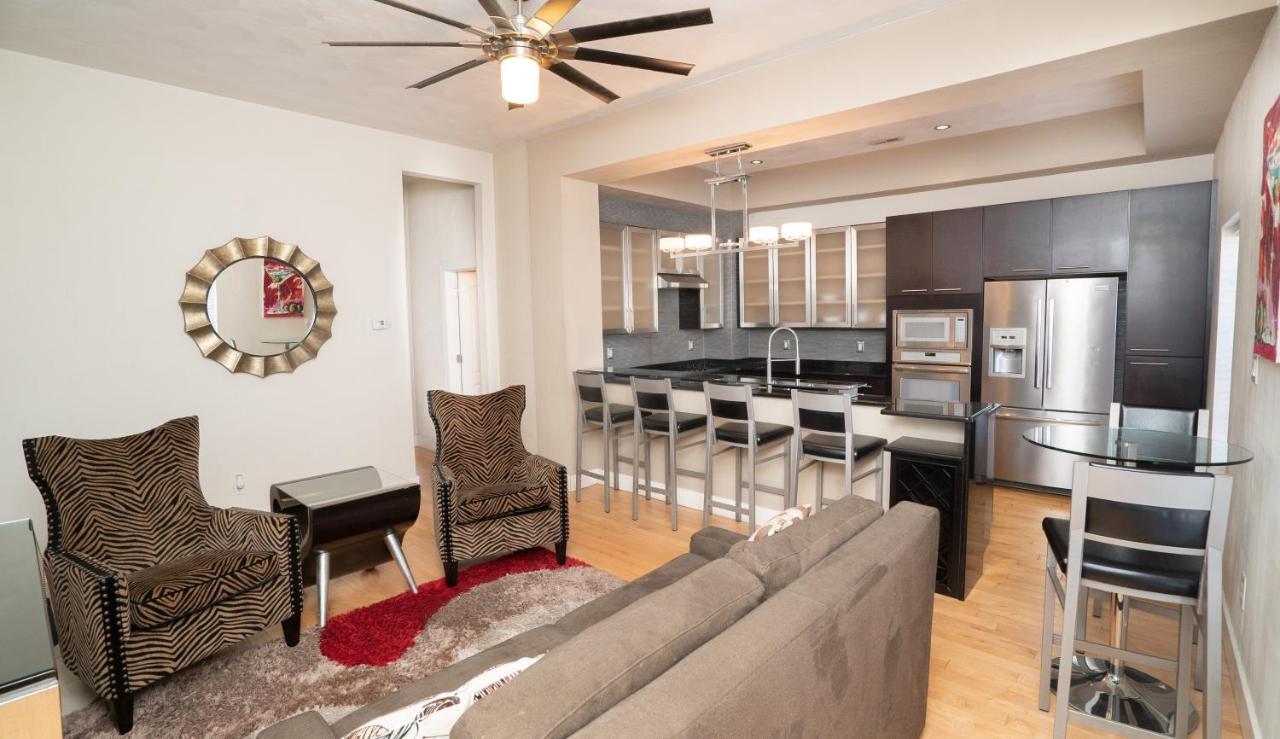 Plaza 2700 Luxury Beach Suites