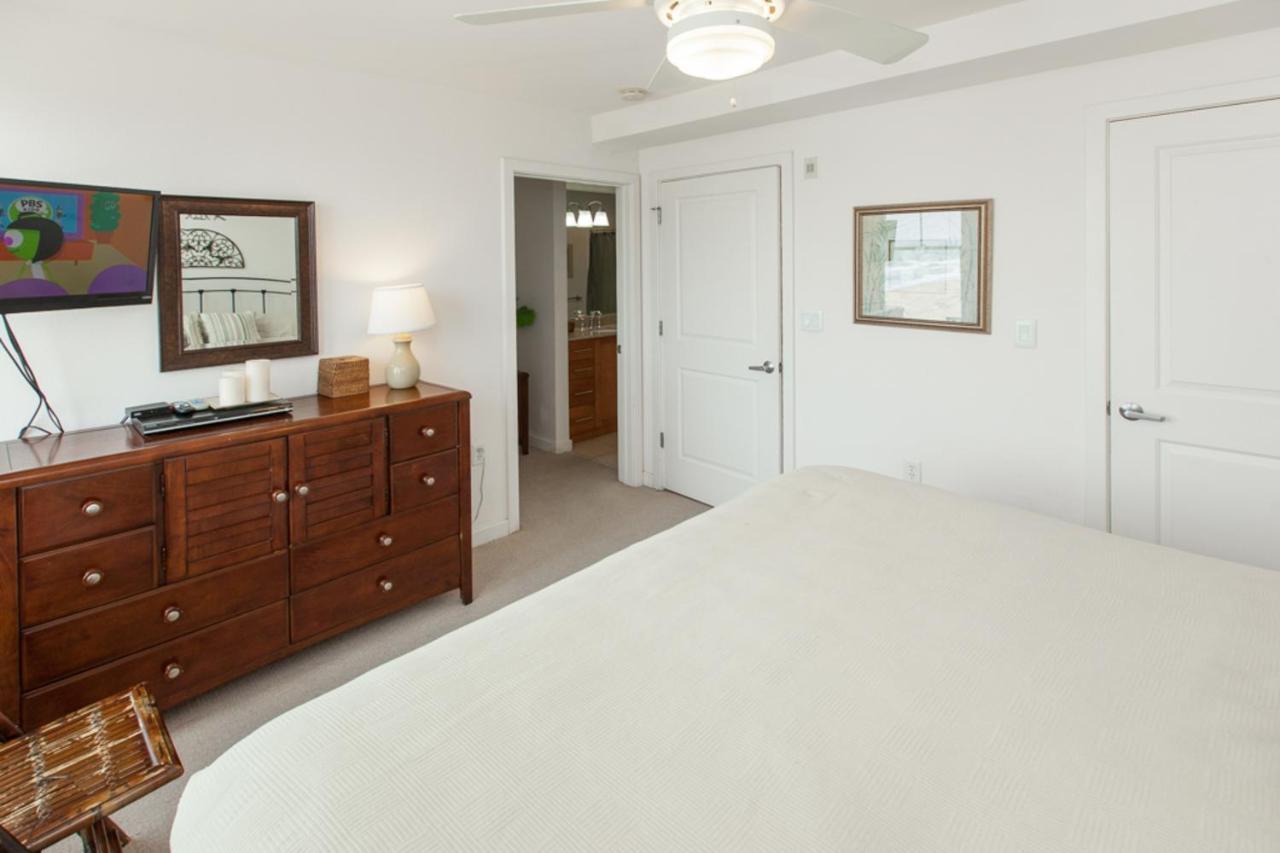 The Sanctuary - Sea Serenade Penthouse A408 Apartment
