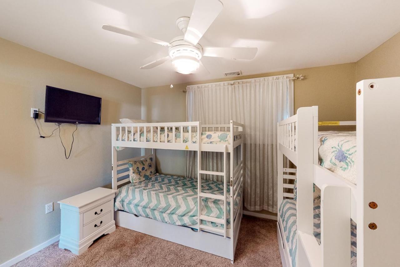 The Sanctuary - Balmy Breezes A223 Apartment