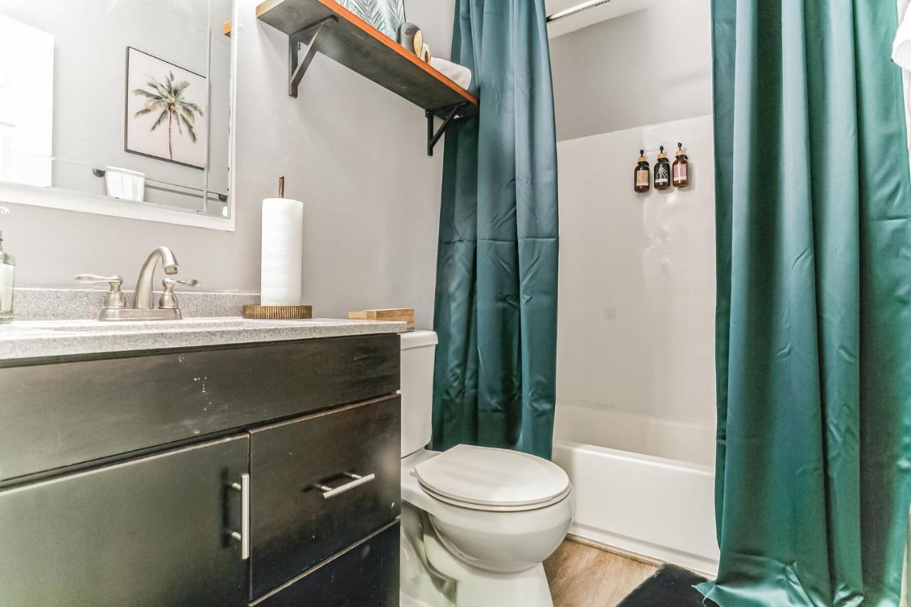 Lair Townhouse Virginia Beach