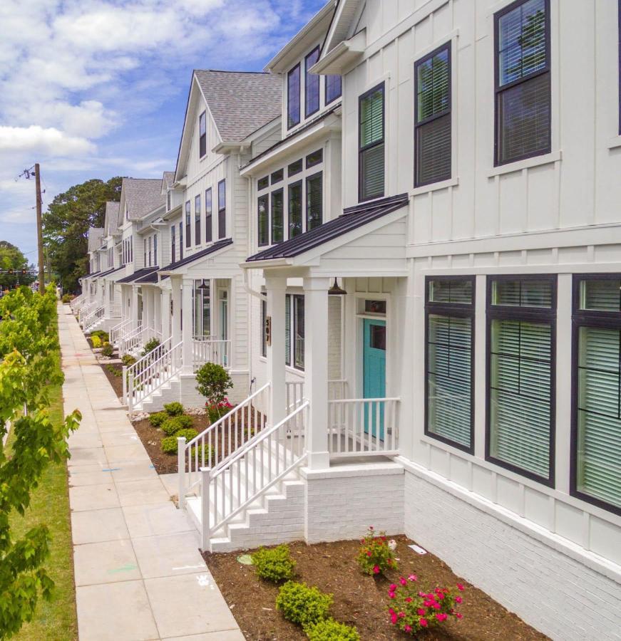513 The First Colonial House * Virginia Beach