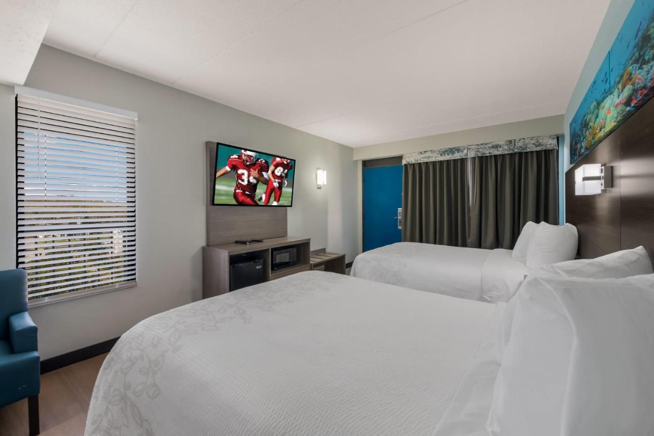 Red Roof & Virginia - Seaside Motel 3*