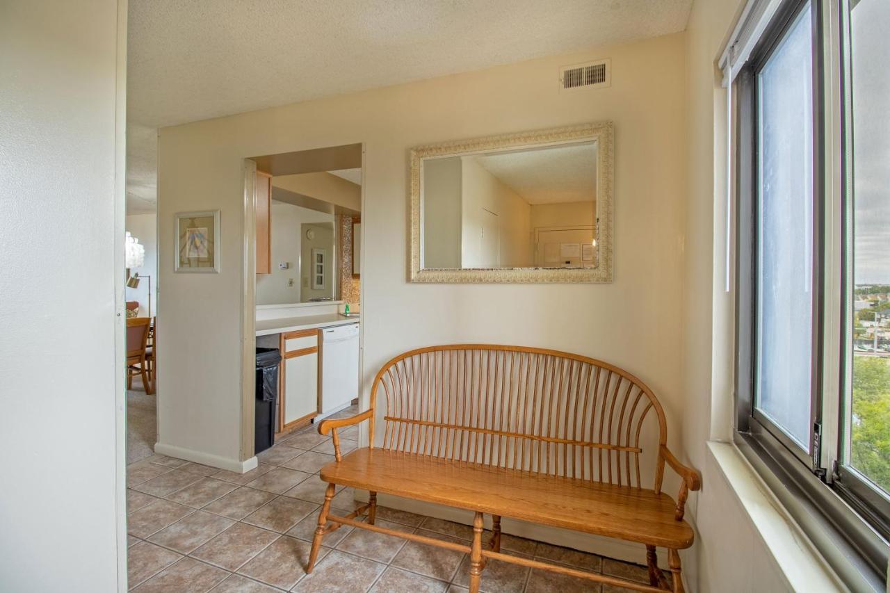 Apartment The Colony At Virginia By Tripforth