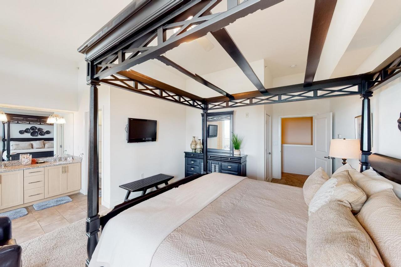The Sanctuary - Sunset Thrille Penthouse B431 * Virginia Beach