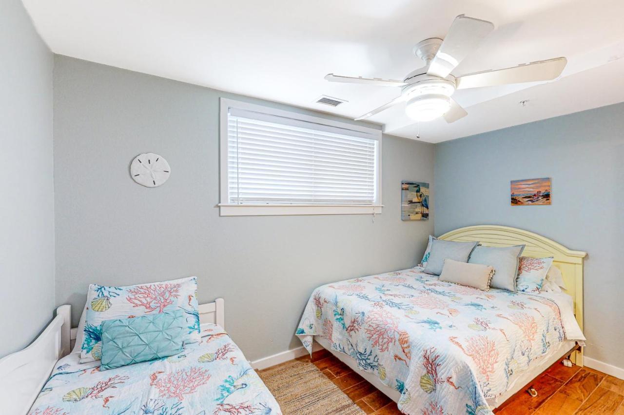 The Sanctuary - Summer Breeze A114 Virginia Beach