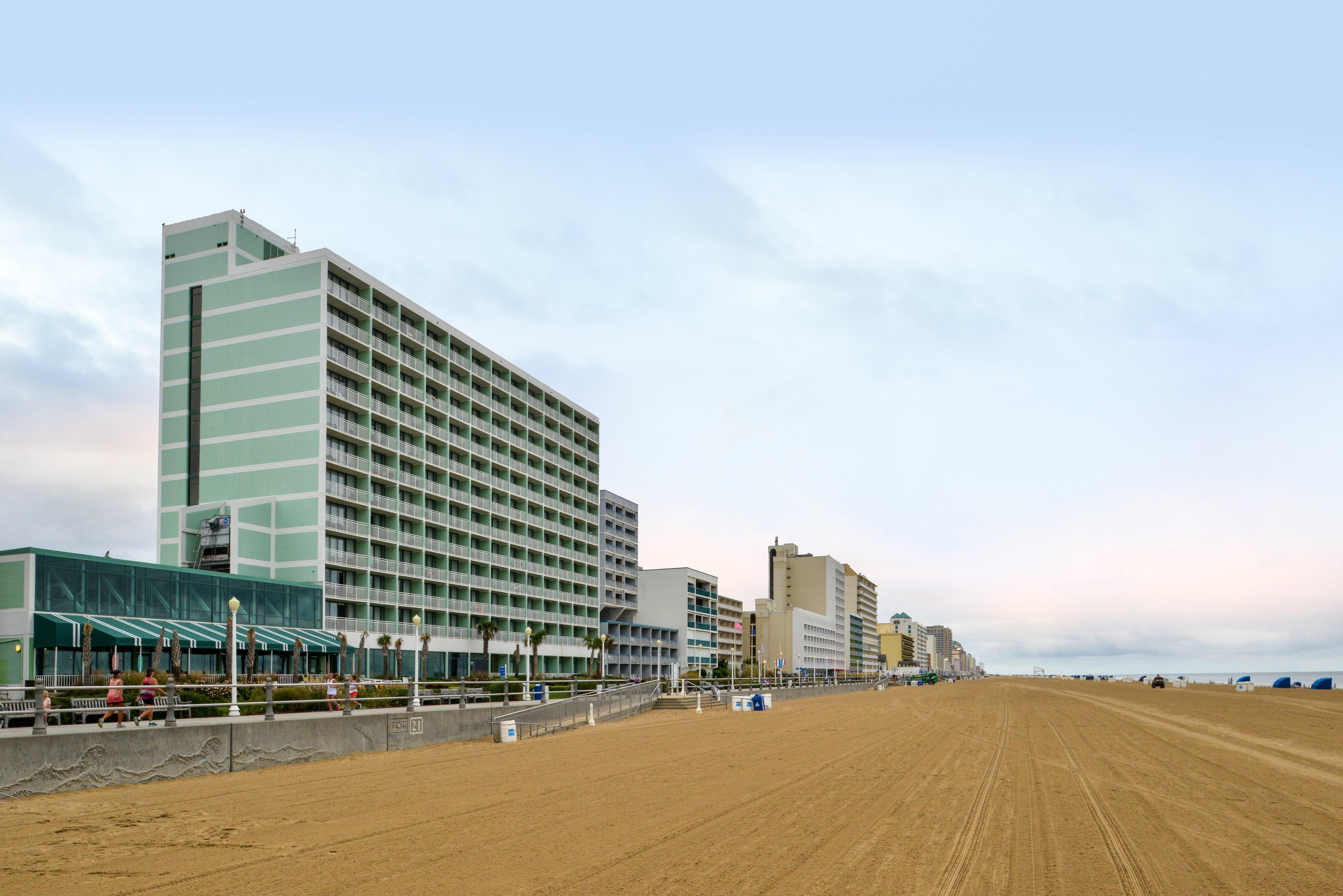 Va Beach-oceanside 21st St By Ihg 3* Virginia Beach