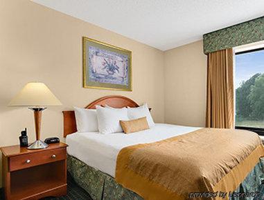 Hotel Fairfield & By Marriott Virginia Beach/norfolk Airport 2*