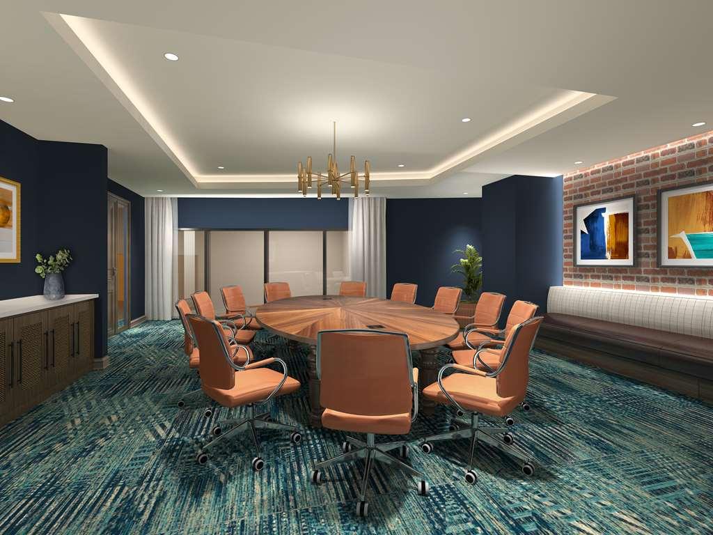 Embassy By Hilton Virginia Oceanfront Resort 4*