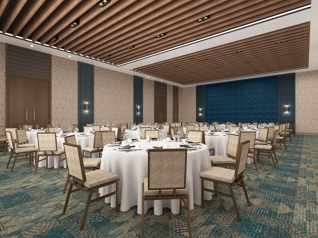 Embassy By Hilton Virginia Oceanfront Resort