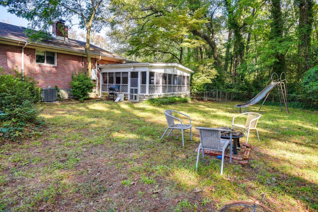 Pet-friendly Norfolk Retreat About 7 Mi To Beach!