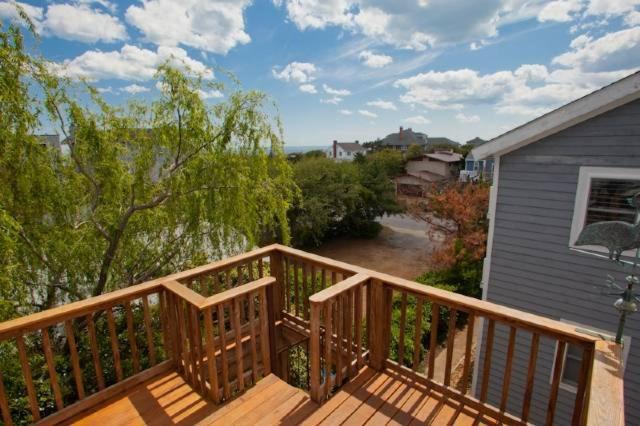 Pelican Perch - North End Vb Holiday home