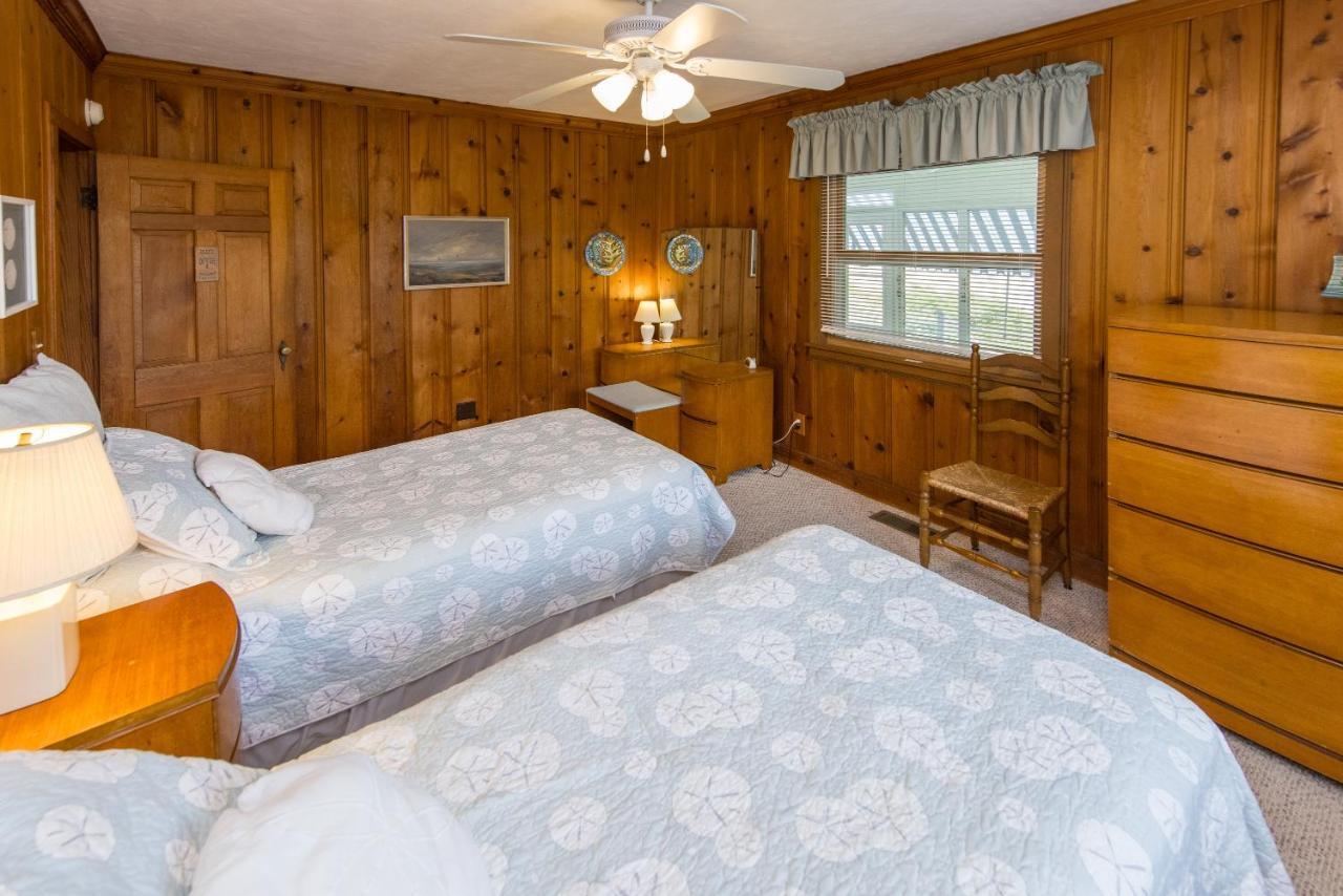 Harshaw House - North End Oceanfront Holiday home *