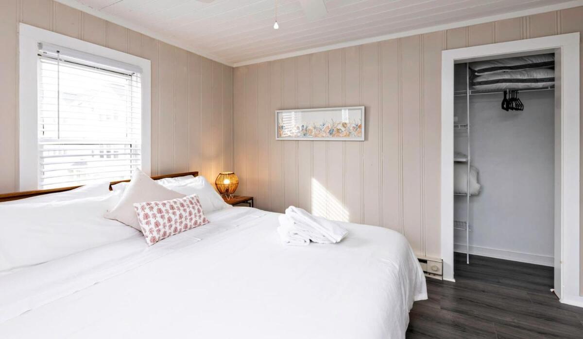 Holiday home Beachwalk #4 8 Minute Walk To The