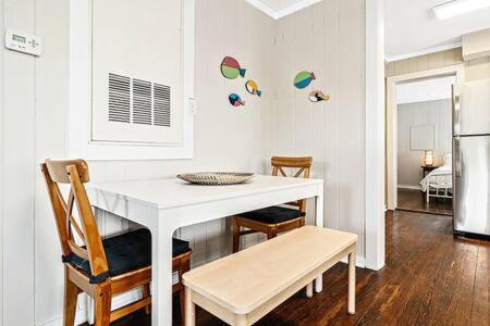 Apartment Beachwalk #2 8 Minute Walk To The Virginia Beach