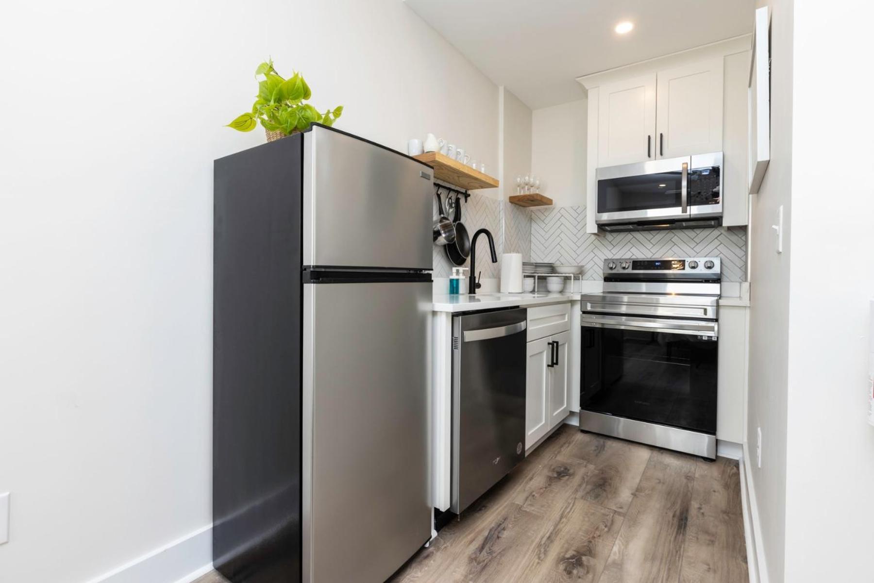 Apartment Beachwalk #5 8 Mins To *