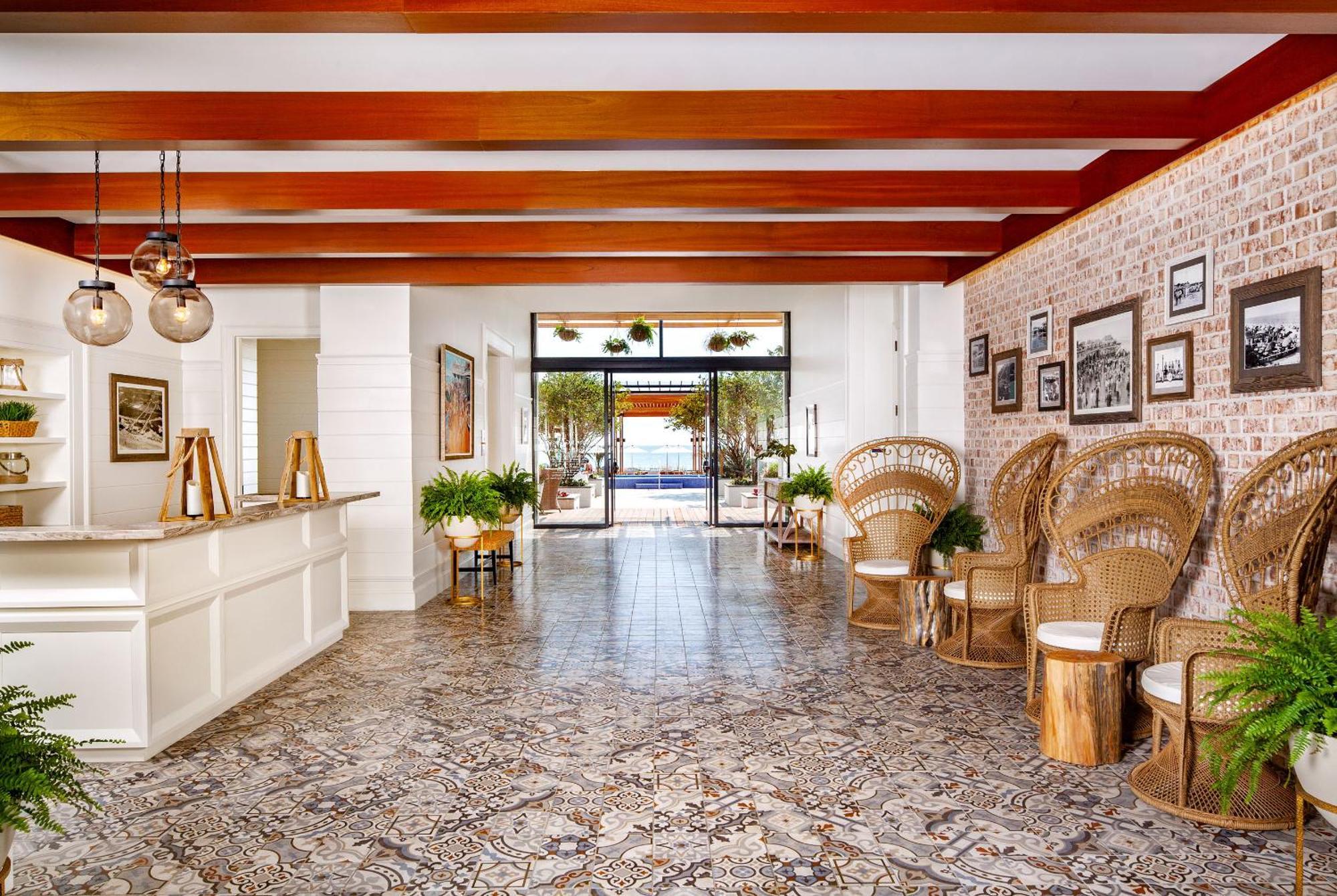 The Historic Cavalier And Club Autograph Collection Hotel