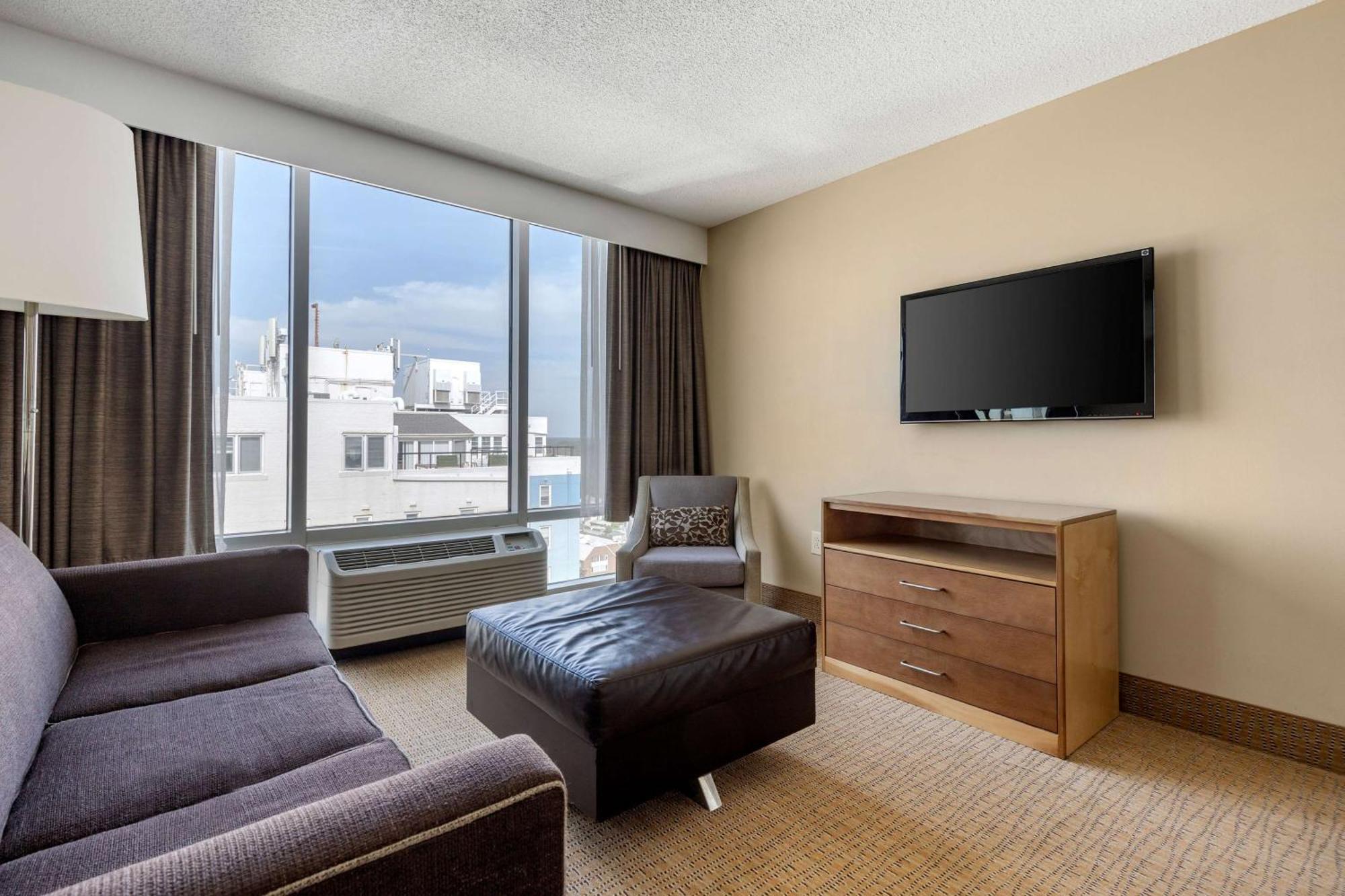 Hilton Ocean Club Resort, Virginia Beach, Va - 1br Site Ocean View